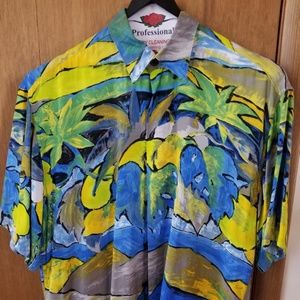 Casual Tropical Short Sleeve Shirt
